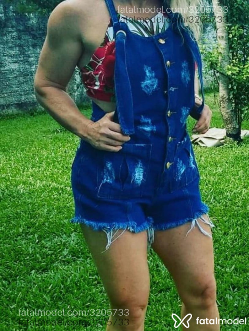 Acompanhante mulher ruiva (o) de olhos azuis - Luana Acompanhante mulher ruiva (o) de olhos azuis - Luana