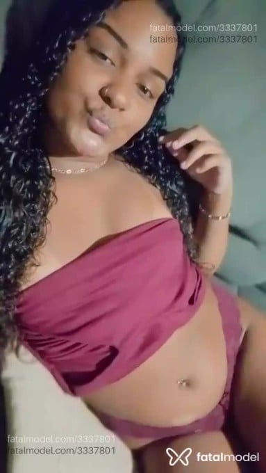 Acompanhante mulher com cabelo castanho de olhos pretos em Picuí Acompanhante mulher com cabelo castanho de olhos pretos em Picuí - Indiah