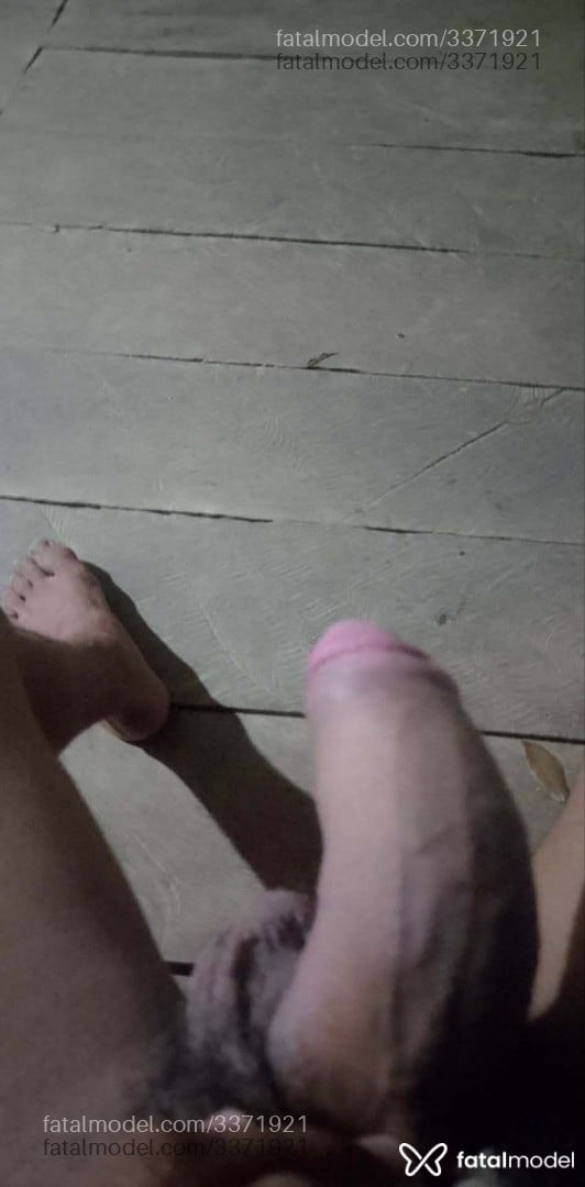 Acompanhante homem morena (o) de olhos pretos em Vitória - Lúcio