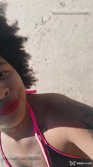 Acompanhante mulher ruiva (o) de olhos mel em Guaratuba - Gabriela Miranda