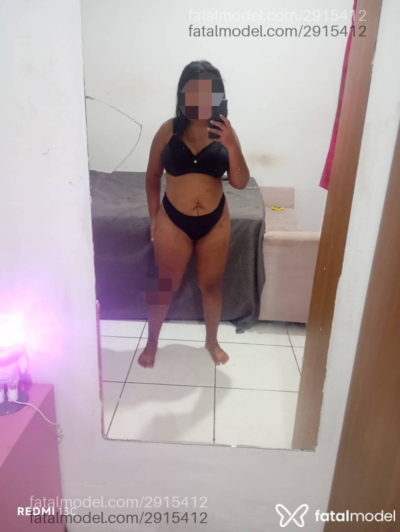 Acompanhante mulher morena (o) de olhos pretos - Ysa