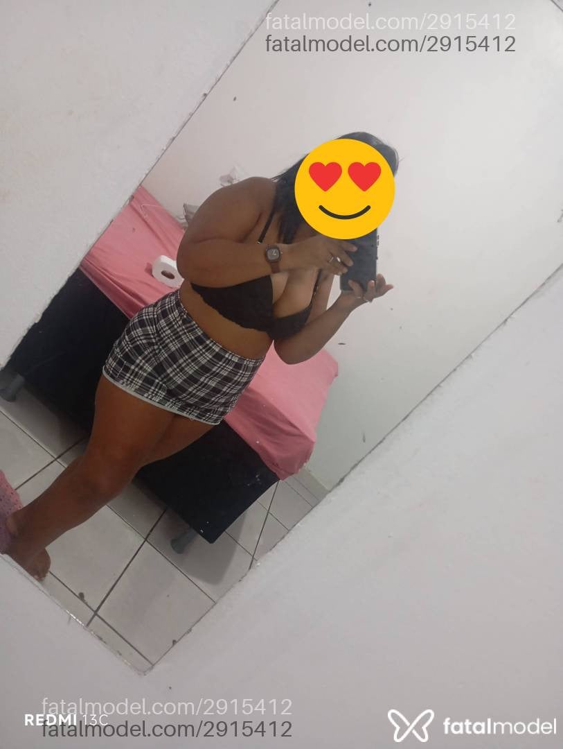 Acompanhante mulher morena (o) de olhos pretos - Ysadora