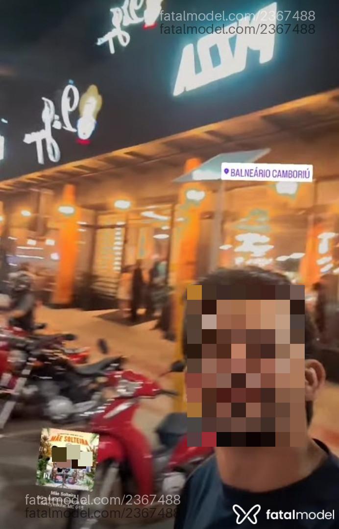 Acompanhante homem com cabelo castanho de olhos castanhos em Balneário Camboriú - Jhonn Lenno