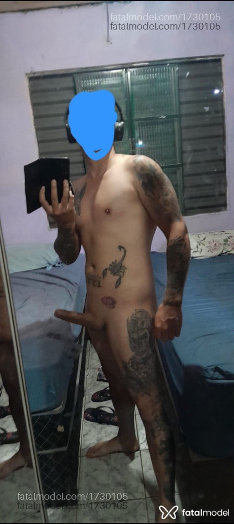 Acompanhante homem com cabelo grisalho de olhos castanhos em Alegrete - Diegoepamela