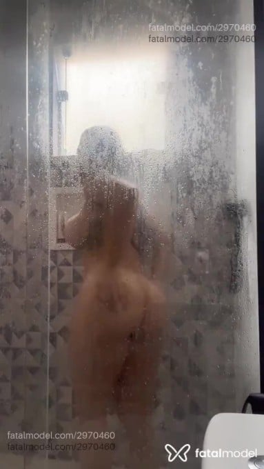 Acompanhante mulher morena (o) de olhos pretos em São João Del Rei Acompanhante mulher morena (o) de olhos pretos em São João Del Rei - Louise