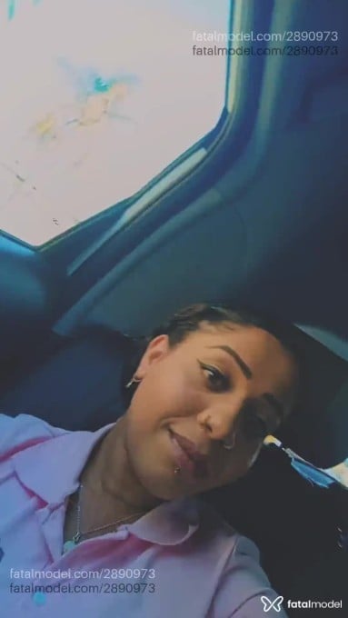 Acompanhante mulher morena (o) de olhos castanhos - Rihanna Acompanhante mulher morena (o) de olhos castanhos - Rihanna