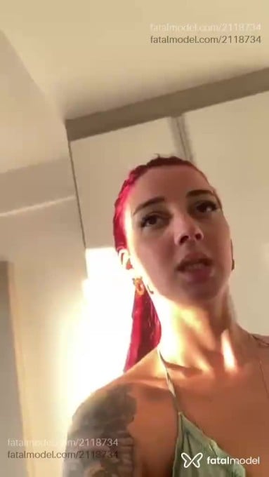 Acompanhante mulher com cabelo castanho de olhos castanhos - Sofia Martinelli