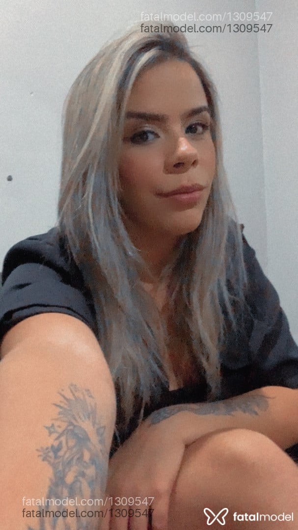 Acompanhante mulher loira (o) de olhos castanhos em Santiago - Grazi Silva