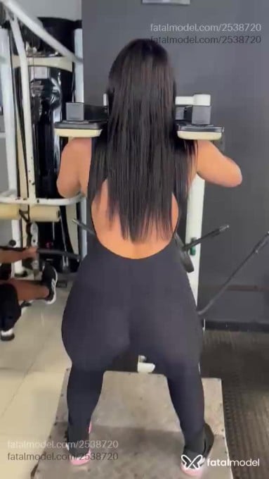 Acompanhante mulher morena (o) de olhos mel em Virtual Acompanhante mulher morena (o) de olhos mel em Virtual - Júlia Nepomuceno