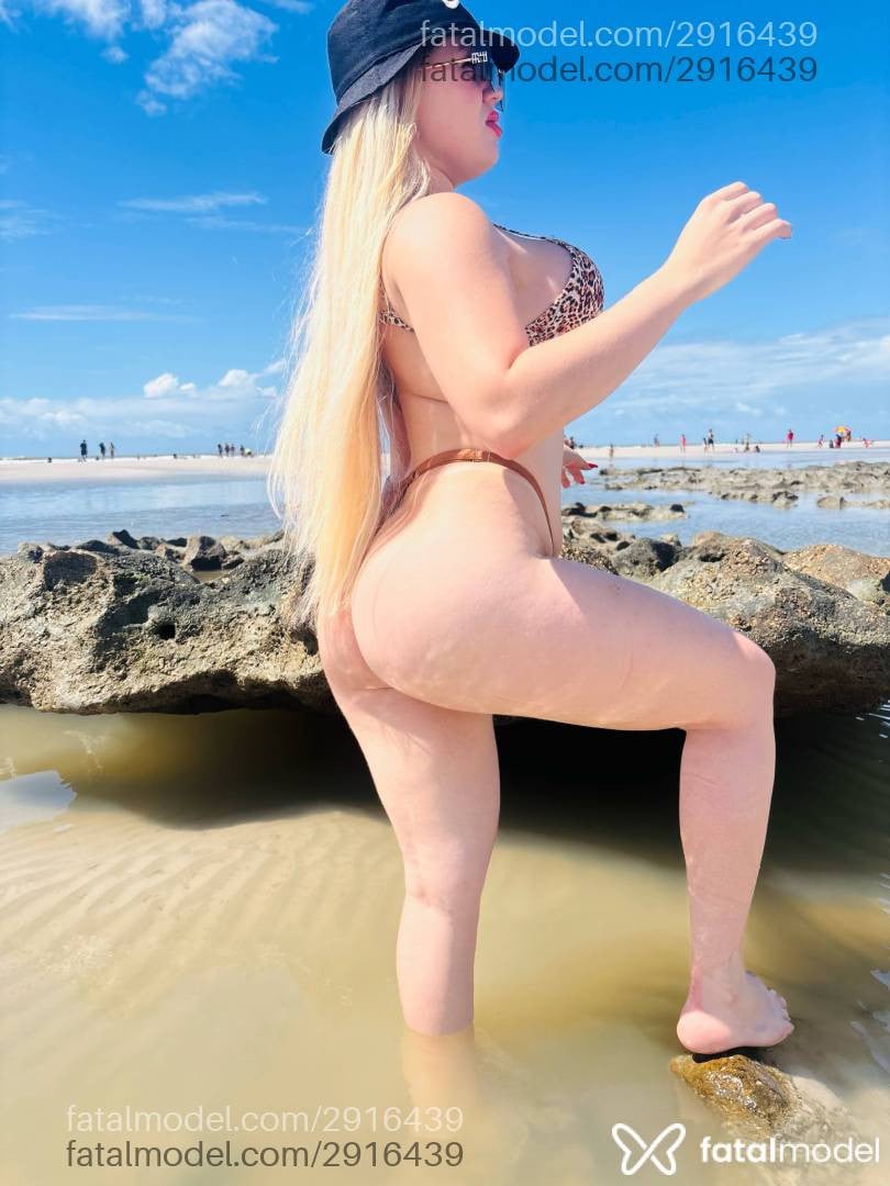 Acompanhante mulher trans loira (o) de olhos azuis em Marabá Acompanhante mulher trans loira (o) de olhos azuis em Marabá - Lary Bella