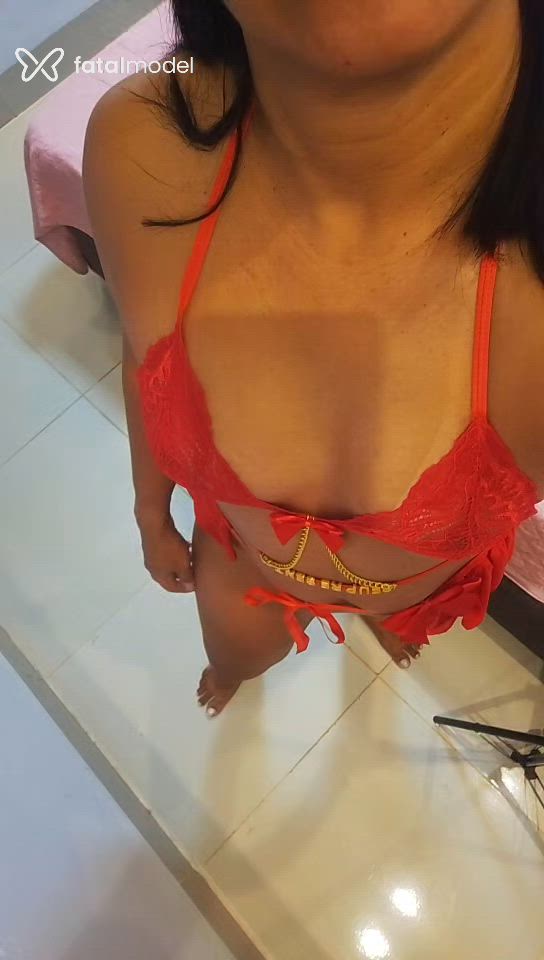 Acompanhante mulher morena (o) de olhos castanhos - Ana Lívia