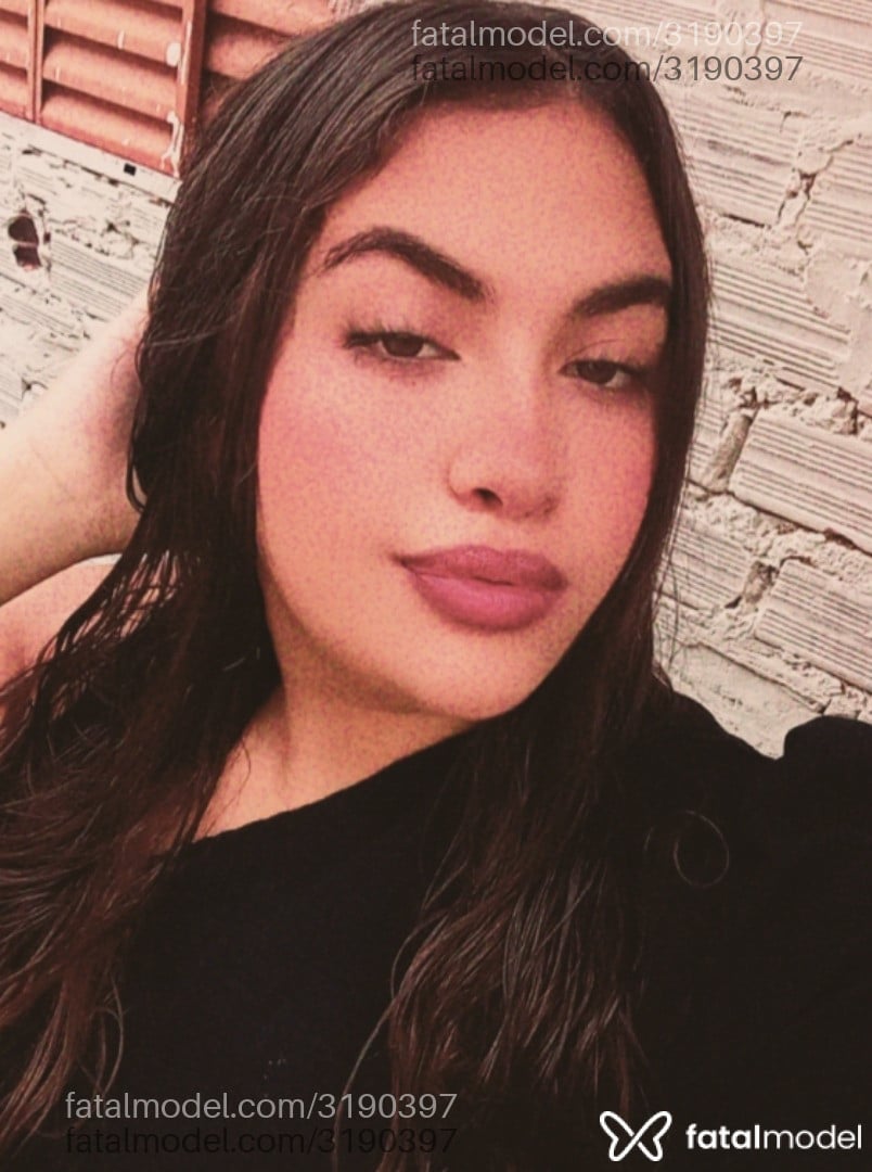 Acompanhante mulher com cabelo castanho de olhos castanhos - Kaylane Martins