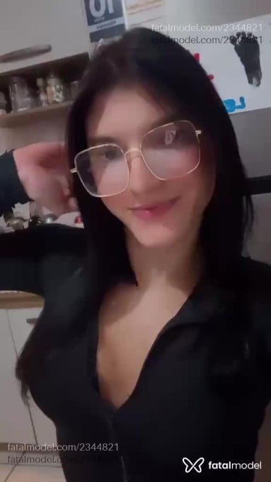 Acompanhante mulher trans morena (o) de olhos mel em Taubaté Acompanhante mulher trans morena (o) de olhos mel em Taubaté - Paloma