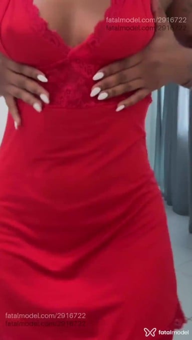 Acompanhante mulher morena (o) de olhos mel - Alice
