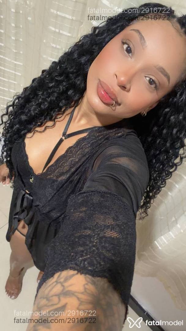 Acompanhante mulher morena (o) de olhos mel - Alice Castro