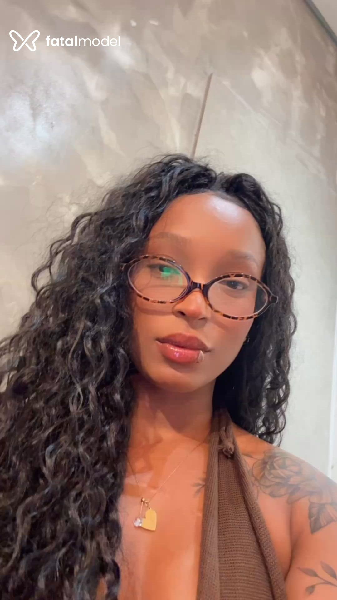 Acompanhante mulher morena (o) de olhos mel em Ilhéus - Milenna