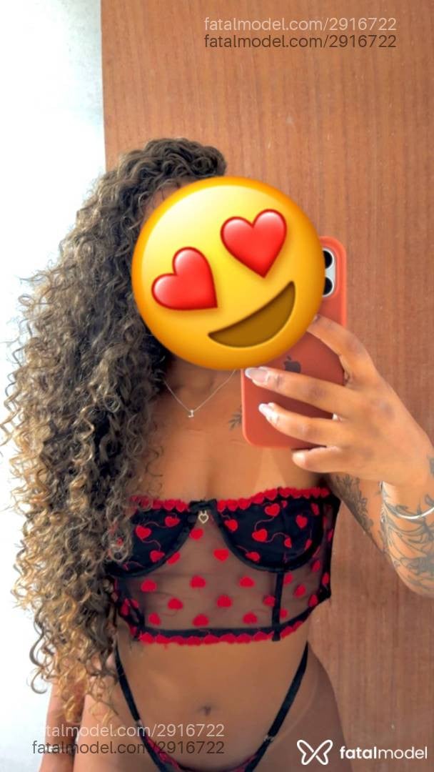 Acompanhante mulher morena (o) de olhos mel - Alice