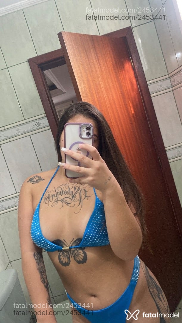 Acompanhante mulher com cabelo castanho de olhos verdes em Santa Maria - Yasmin