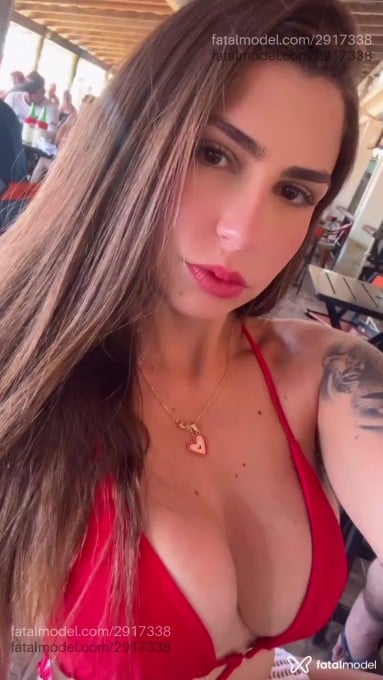 Acompanhante mulher loira (o) de olhos mel - Carol Vieira