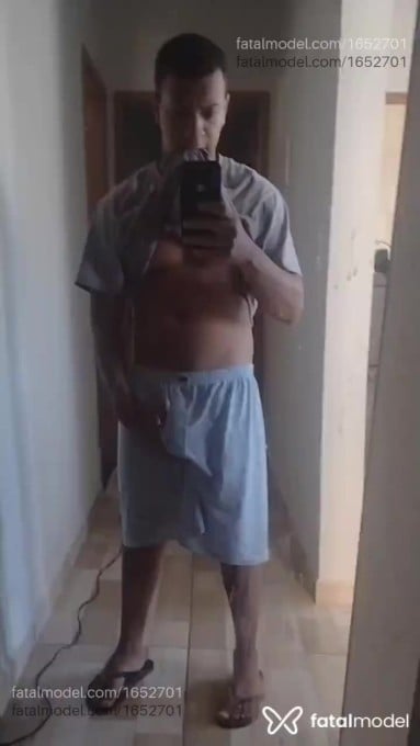 Acompanhante homem morena (o) de olhos castanhos em São José do Rio Preto Acompanhante homem morena (o) de olhos castanhos em São José do Rio Preto - Morenoinsaciável