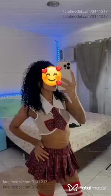 Acompanhante mulher morena (o) de olhos castanhos - Angell Gardinally