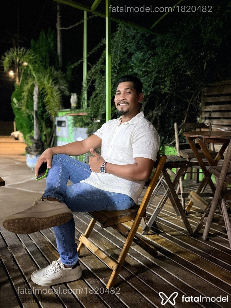 Acompanhante homem morena (o) de olhos pretos em Marau - Marcello