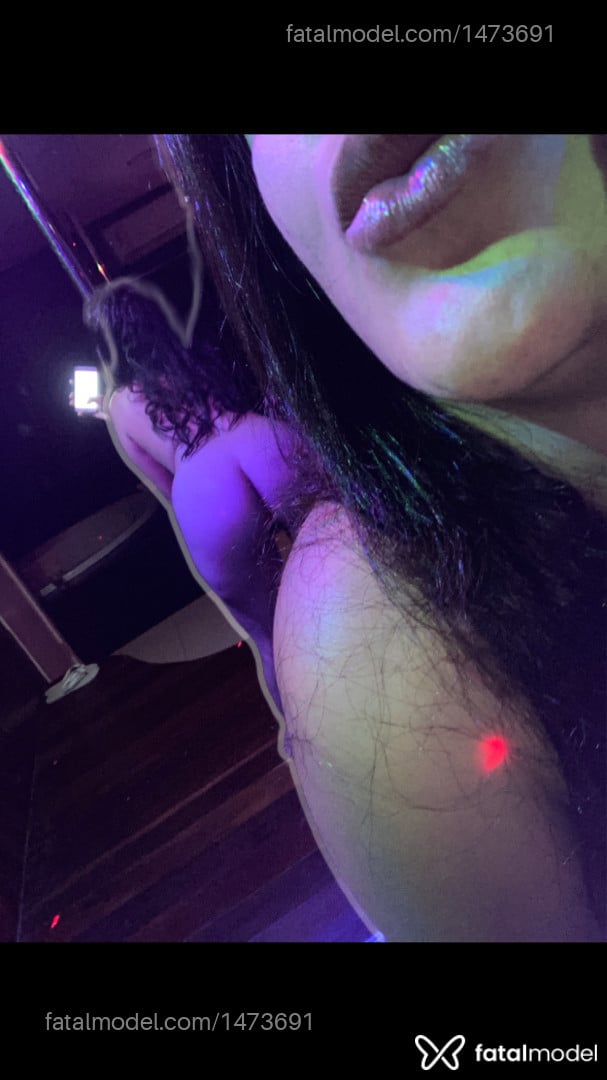 Acompanhante mulher morena (o) de olhos castanhos em Lauro de Freitas - Evelin Maia