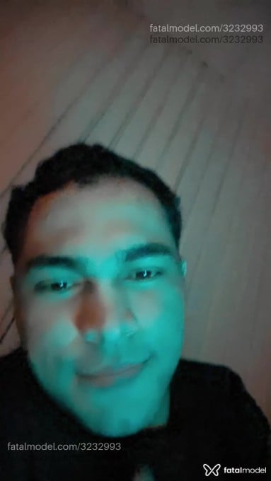 Acompanhante homem com cabelo castanho de olhos castanhos em Medianeira - Matheus Miranda