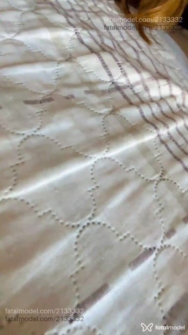 Acompanhante mulher morena (o) de olhos pretos - Pérola