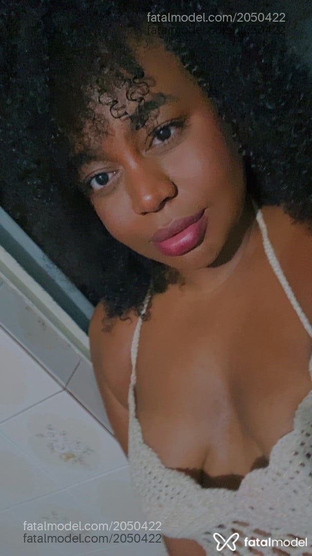 Acompanhante mulher trans com cabelo castanho de olhos castanhos em Petrolina - Preta