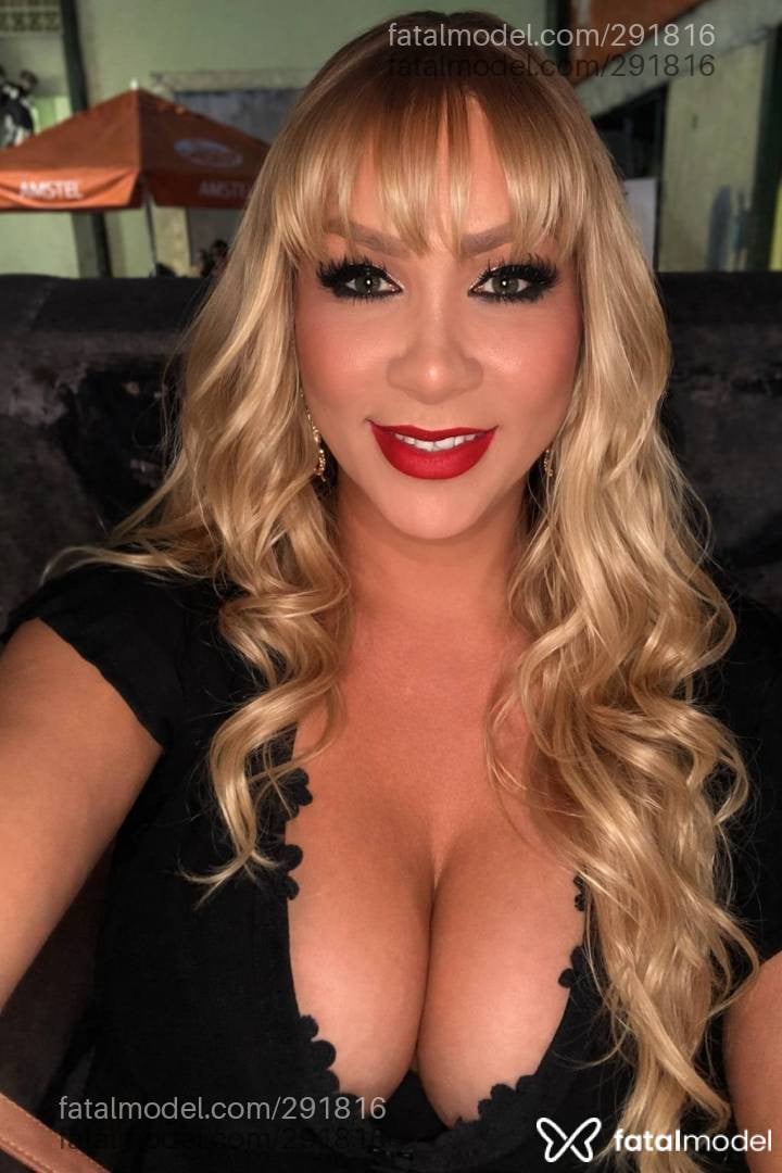 Acompanhante mulher trans loira (o) de olhos azuis em Apiúna Acompanhante mulher trans loira (o) de olhos azuis em Apiúna - SABRINA MORETTI