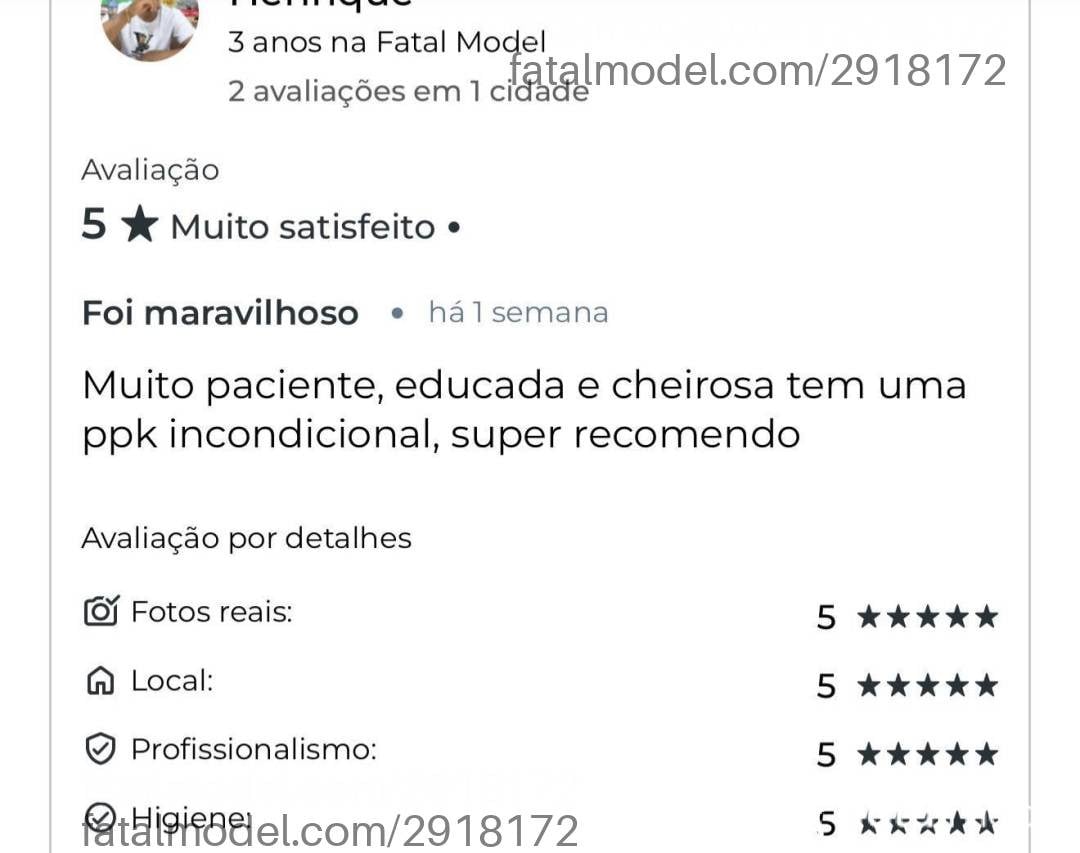 Acompanhante mulher loira (o) de olhos pretos - Laura Sitte