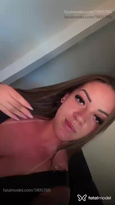 Acompanhante mulher loira (o) de olhos castanhos em Brasília - Flor Isa