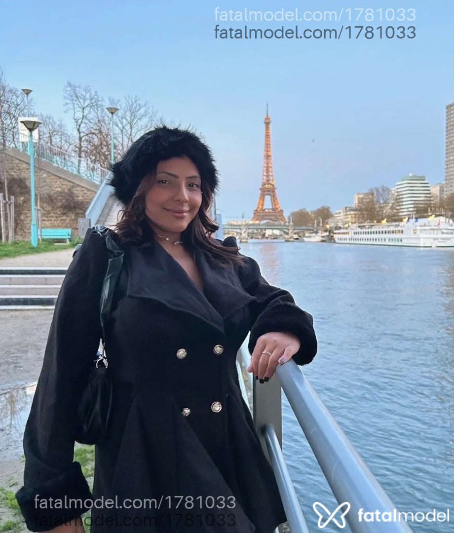 Acompanhante mulher com cabelo castanho de olhos castanhos em São Paulo Acompanhante mulher com cabelo castanho de olhos castanhos em São Paulo - Paola