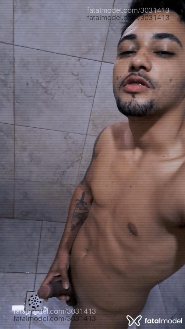 Acompanhante homem morena (o) de olhos pretos em Uberlândia - Fontedoprazer