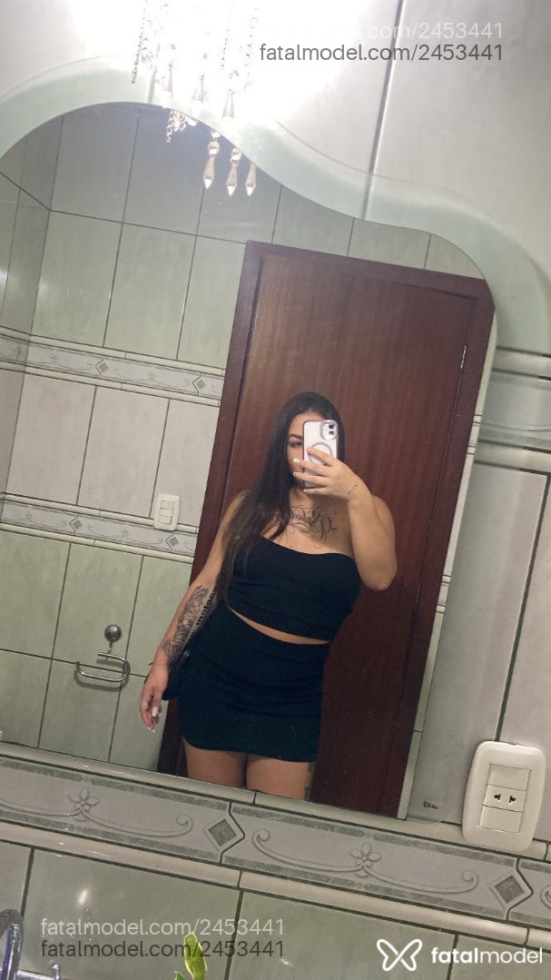 Acompanhante mulher com cabelo castanho de olhos verdes em Cachoeira do Sul - Yasmin