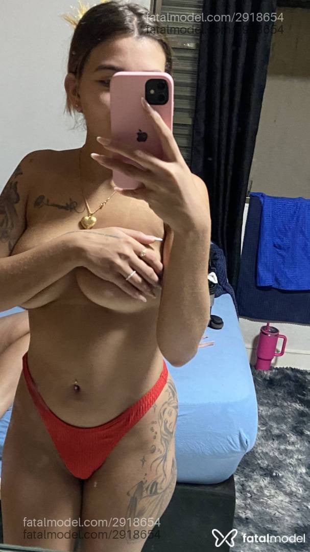 Acompanhante mulher loira (o) de olhos azuis em Uberlândia - Rayssa