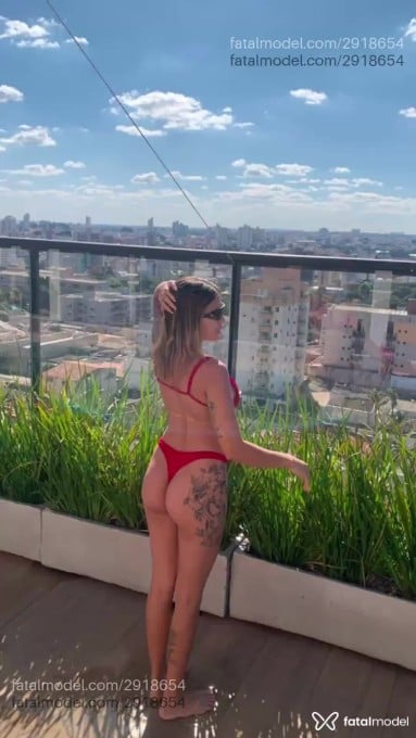 Acompanhante mulher loira (o) de olhos azuis em Uberlândia - Rayssa