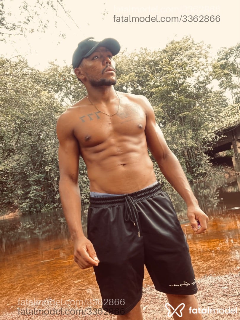 Acompanhante homem morena (o) de olhos pretos em Rio de Janeiro - Jordan