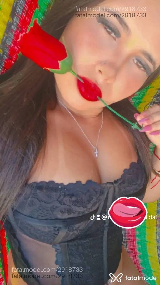 Acompanhante mulher morena (o) de olhos mel - Graça Sousa