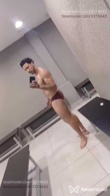 Acompanhante homem morena (o) de olhos castanhos em São Paulo - Kinho