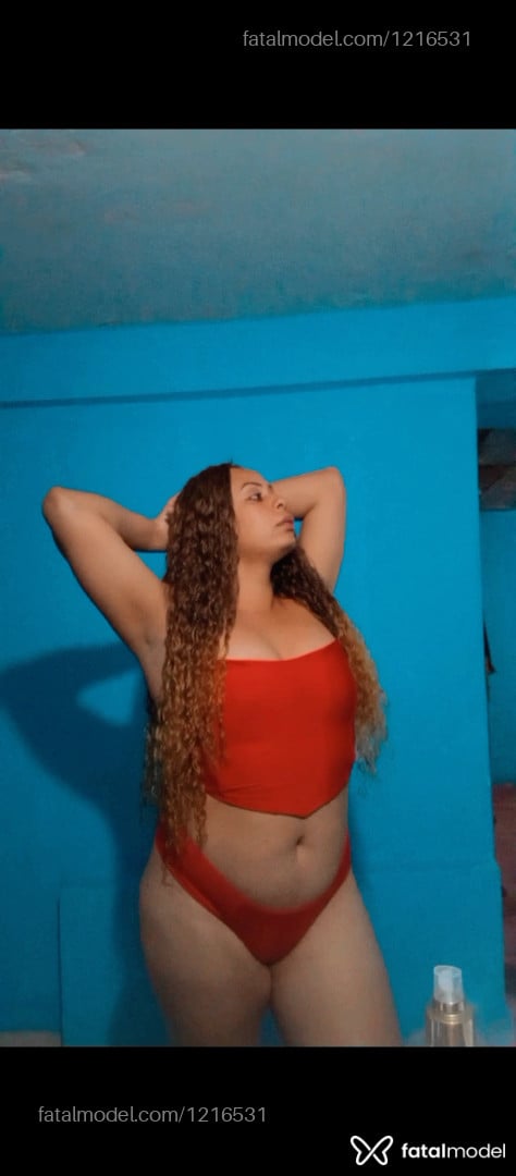 Acompanhante mulher trans loira (o) de olhos mel em Itabira - Bela Muniz