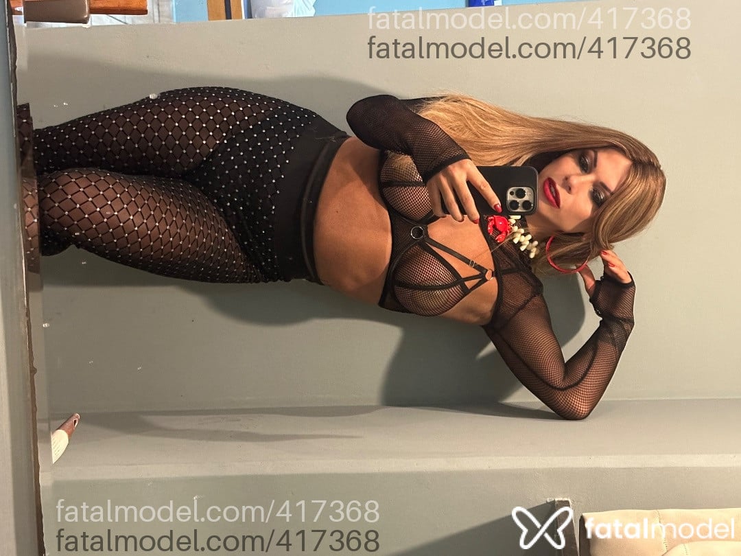 Acompanhante mulher trans loira (o) de olhos mel em Esteio - Priscila