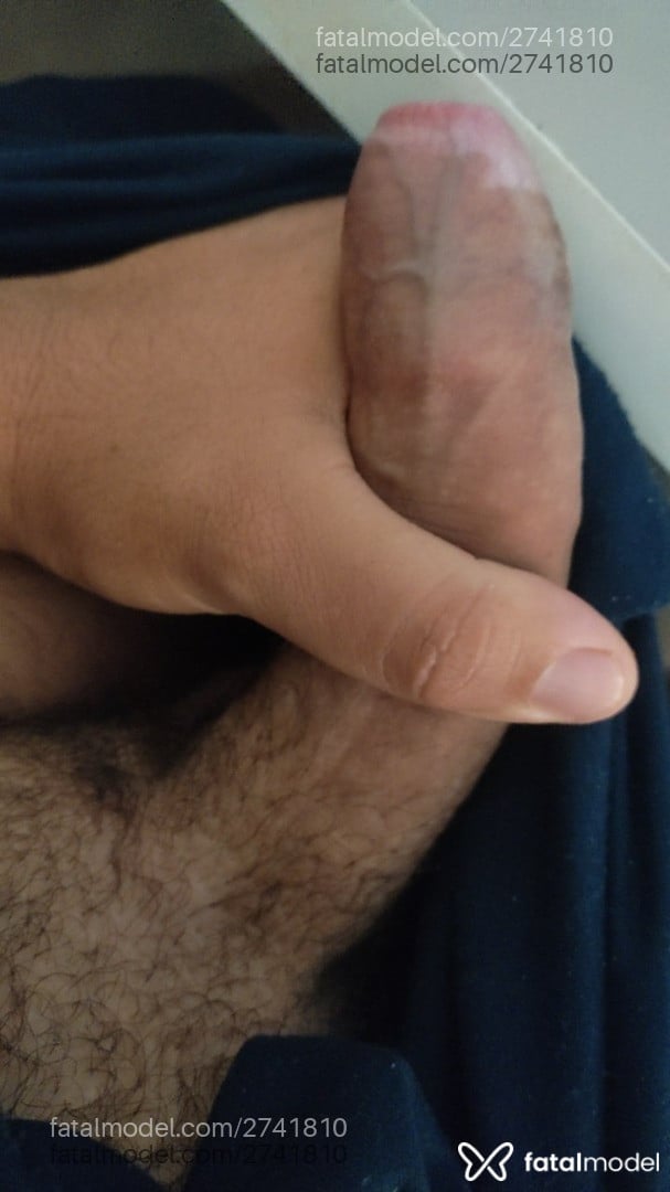 Acompanhante homem morena (o) de olhos castanhos em Uberaba - Bruno
