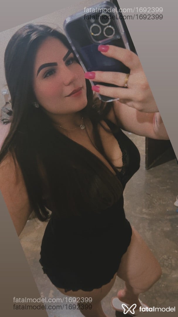 Acompanhante mulher com cabelo castanho de olhos castanhos em Lucas do Rio Verde - Maria Borges