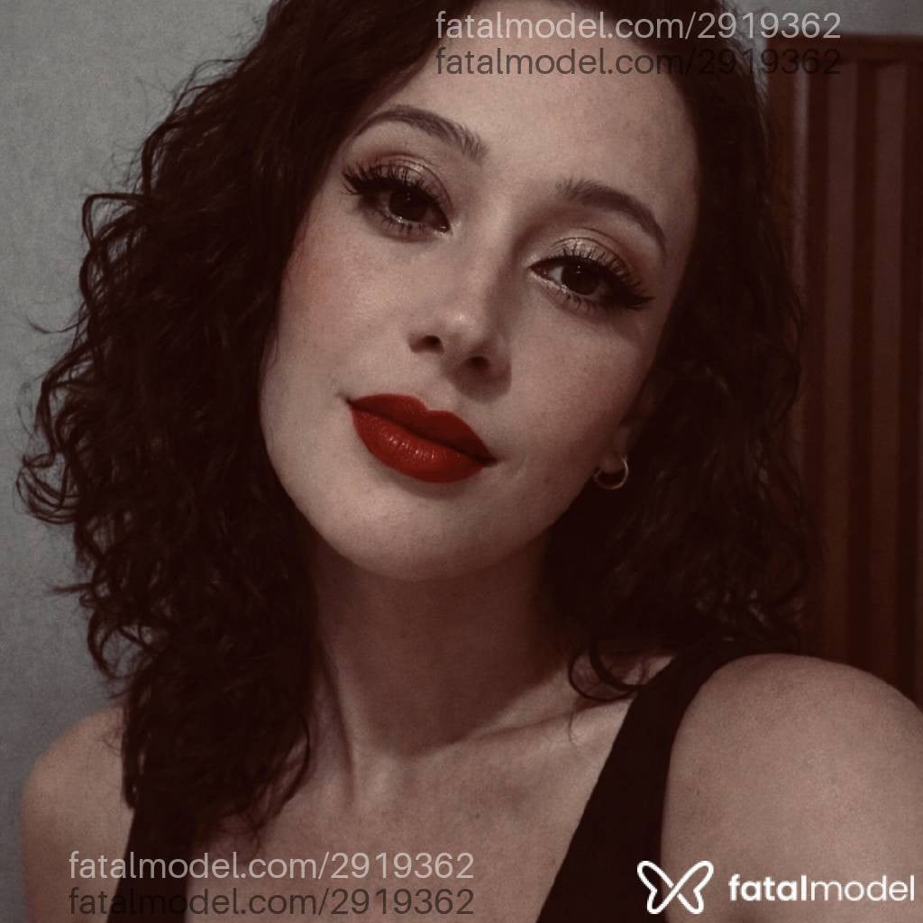 Acompanhante mulher morena (o) de olhos castanhos em Erechim - Elisa