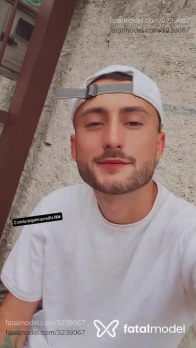 Acompanhante homem com cabelo castanho de olhos castanhos em Gravataí - Rm Maciel