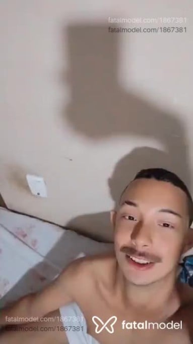 Acompanhante homem morena (o) de olhos castanhos em Umuarama Acompanhante homem morena (o) de olhos castanhos em Umuarama - Denis Moura