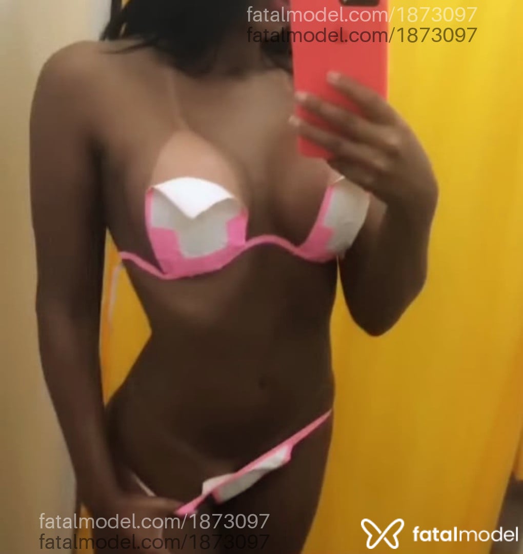 Acompanhante mulher morena (o) de olhos pretos em Barbacena - Morena