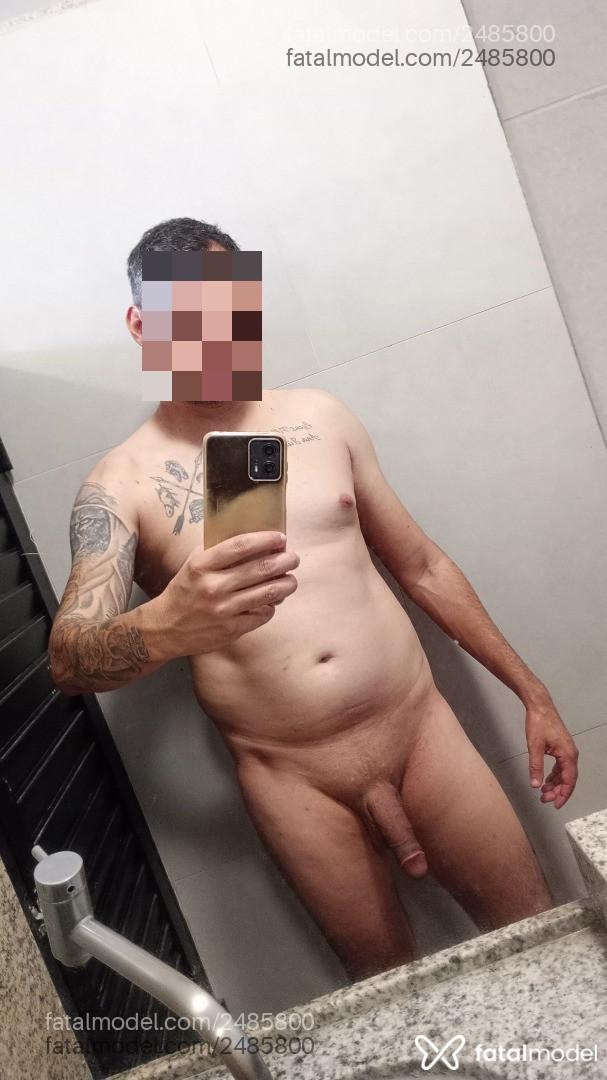 Acompanhante homem morena (o) de olhos castanhos - Gabriel